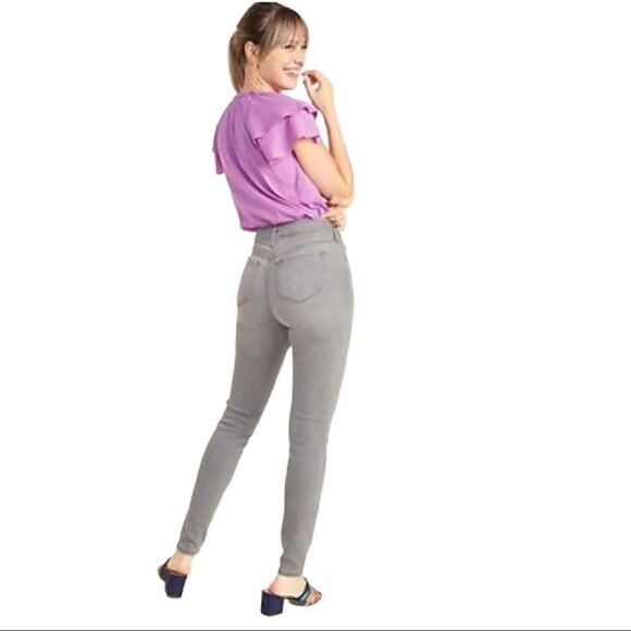 Old Navy Mid Rise Gray Wash Rockstar Sculpt Skinny Jeans - Picture 1 of 7